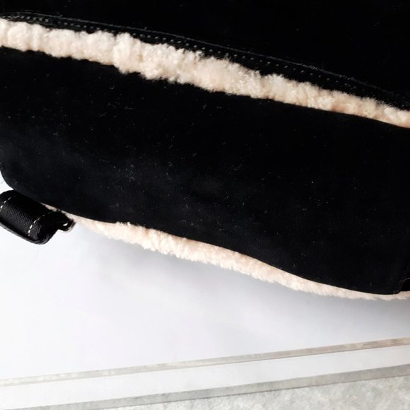 UGG sheepskin black cream backpack handbag - Picture 7 of 14